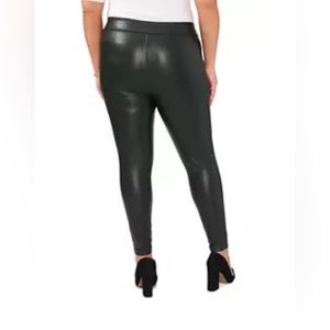 Vince Camuto pleather legging XL NWT